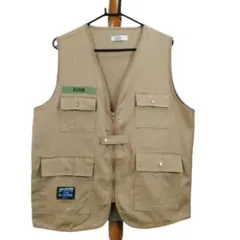 新品/匿名/メンズアウトドアベスト ジップアップ Vネックポケット多L位ベージュ