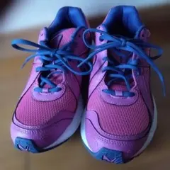 【未使用】Pumaスニーカーeco ortholite　24cm