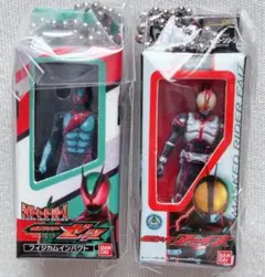 【新品】仮面ライダーソフビパッケージチャーム 2体セット♪