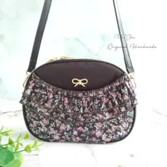 リバティ(ムーンモス)Wファスナーお財布ポシェット✩.*˚ハンドメイド