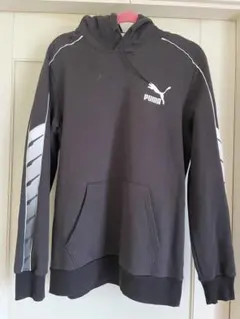 PUMA プーマ　トレーナー　パーカー　フード付トレーナー