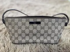 GUCCI GGパターンアクセサリーポーチ ハンドバッグ