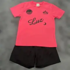 LUZeSOMBRA蛍光ピンクTシャツ・sagearブラックショートパンツセット