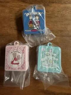 サンリオ　クッキー缶チャーム