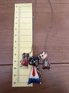ネックレス　猫