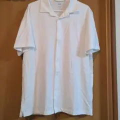 UNIQLO　白シャツ