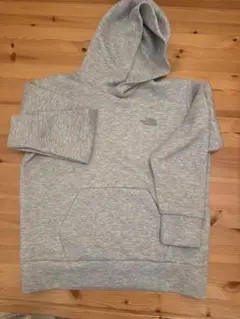 THE NORTH FACE パーカー グレーのサムネイル