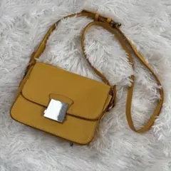 【ZARA ザラ】ショルダーバッグ　イエロー