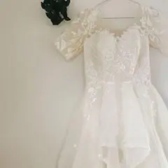 【新品】ウェディングドレス　袖付き　大人可愛い　きれいめ　前撮り　結婚式　花柄