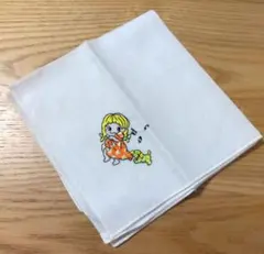 未使用★昭和平成レトロ 女の子と犬の刺繍入りハンカチ ホワイト 当時物