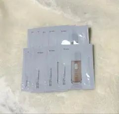 CLINIQUE ファンデーション サンプル 61アイボリー
