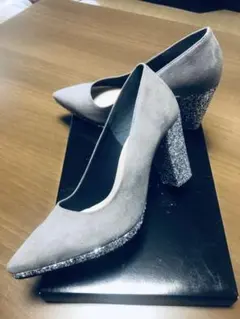 Esperanzaグリッターパンプス　新品、未使用