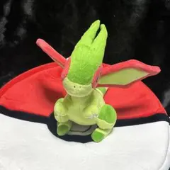 ポケモン　フライゴン　ぬいぐるみ 高さ21センチ