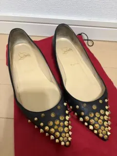 ▼定番✨クリスチャンルブタン バレエシューズ パンプス ラウンドトゥ フラット フラットシューズ｜クリスチャン ルブタン【公式オンラインブティック】