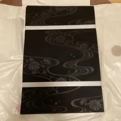 黒地 名古屋帯 菊 流水文様のサムネイル