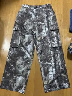 リアルツリー柄 カーゴパンツ ワイドシルエット