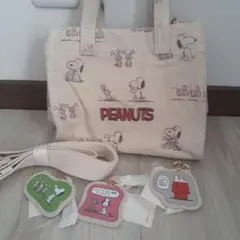 PEANUTS トートバッグ ショルダーバッグ チャーム三種付き