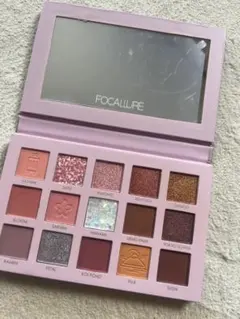 15色さくら色　FOCALLURE TOKYO アイシャドウパレットのサムネイル