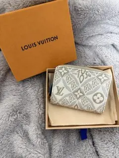 LOUIS VUITTON ジッピー ジャガード
