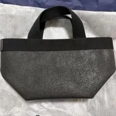 3点付属品つき！人気のエルベシャプリエ❤︎725GP ノワール×ノワール 