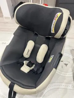 【人気色】combi TheS チャイルドシート ZB-690