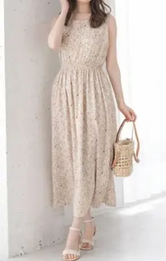 【大人気！】fifth 小花柄ウエストギャザーワンピース アイボリー