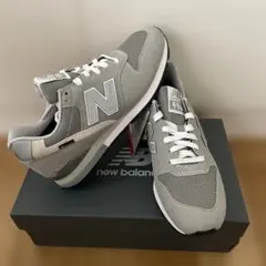 New Balance 996 グレー スニーカー　レディースも　#2024