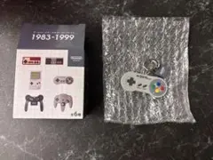 ゲームハードキーホルダーコレクション　スーパーファミコン&バーチャルボーイ　2点