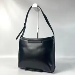 良品 GIVENCHY ショルダーバッグ レザー 黒 メタルプレートのサムネイル