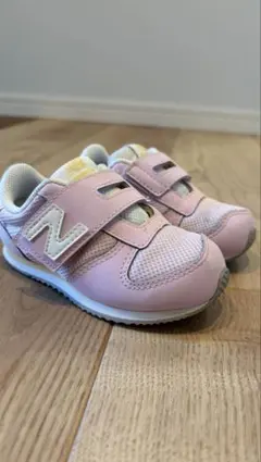 New Balance ニューバランス　ピンクスニーカー14cm
