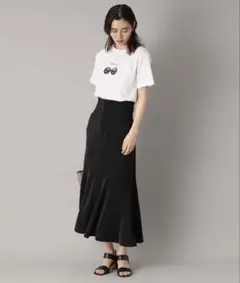 ⭐️タグ付き新品未使用⭐️ANGE IN DISGUISE サングラスTシャツのサムネイル