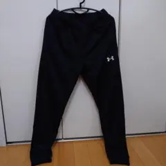 Under Armour ブラックジョガーパンツ