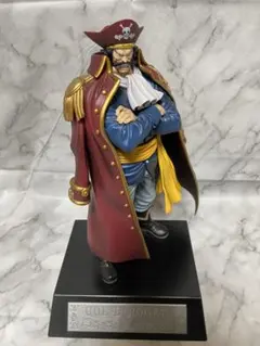 ワンピース フィギュア　ゴール・D・ロジャー