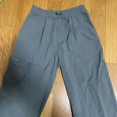 ZARA グレー カーキ　カジュアルパンツ ポケット付き