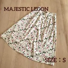 マジェスティックレゴン　花柄フレアスカート ひざ丈