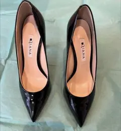美品　ダイアナ　レッドソールのシンプルエナメルパンプス　ブラック22.5cm