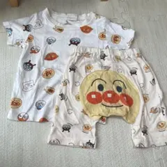 アンパンマン Tシャツとショートパンツ 90