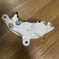 ブレンボ　ブレーキキャリパー　XJR400Rのサムネイル