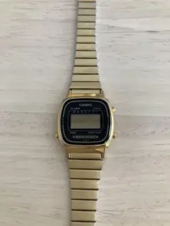 CASIO デジタル腕時計 ゴールド/ブラック