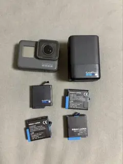 GoPro HERO5 Black バッテリー2個 充電器付 レンズ傷なし - メルカリ