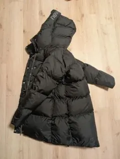 即発送★未使用級美品new balance 黒 ダウンジャケット フード付き