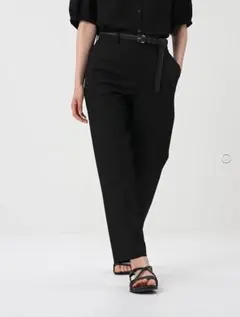 ユニクロ　スマートアンクルパンツ　ブラック　s