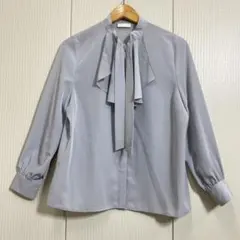 美品 トゥモローランド Ballsey クリアデシン フリルボウタイブラウスのサムネイル