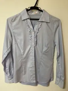 長袖シャツ2点　就活　職場　ユニクロ　vivi