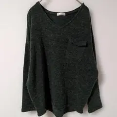 カットソー【L】長袖　Vネック　トップス　グリーン