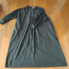 ほぼ未使用☆HÅU ブラック ロングワンピース 長袖
