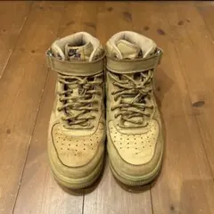 Nike Air Force 1 ハイカットブラウン