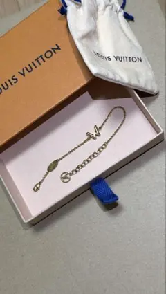 Louis Vuitton Wモチーフ ブレスレット（巾着付き）のサムネイル