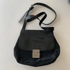 ブラック ナイロン ショルダーバッグ Max Mara