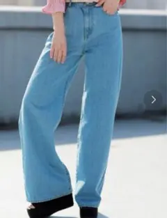 ライトブルー フレアパンツ Sサイズ